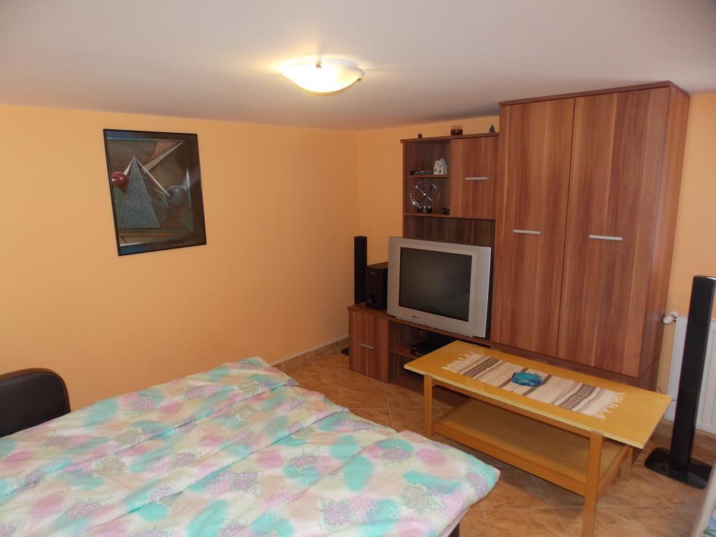 Szonja Apartman 에게르잘록 외부 사진
