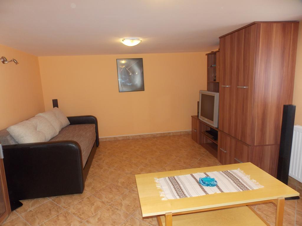 Szonja Apartman 에게르잘록 외부 사진